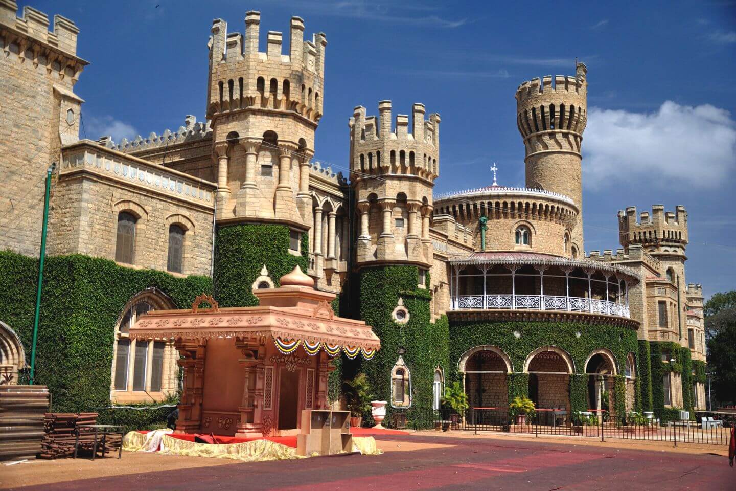 Бангалорский дворец на фото